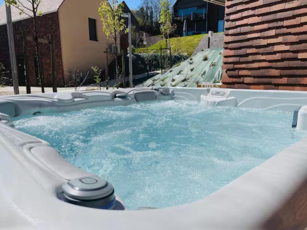 Le Viagio Superbe Appartement Avec Jacuzzi サルラ・ラ・カネダ エクステリア 写真